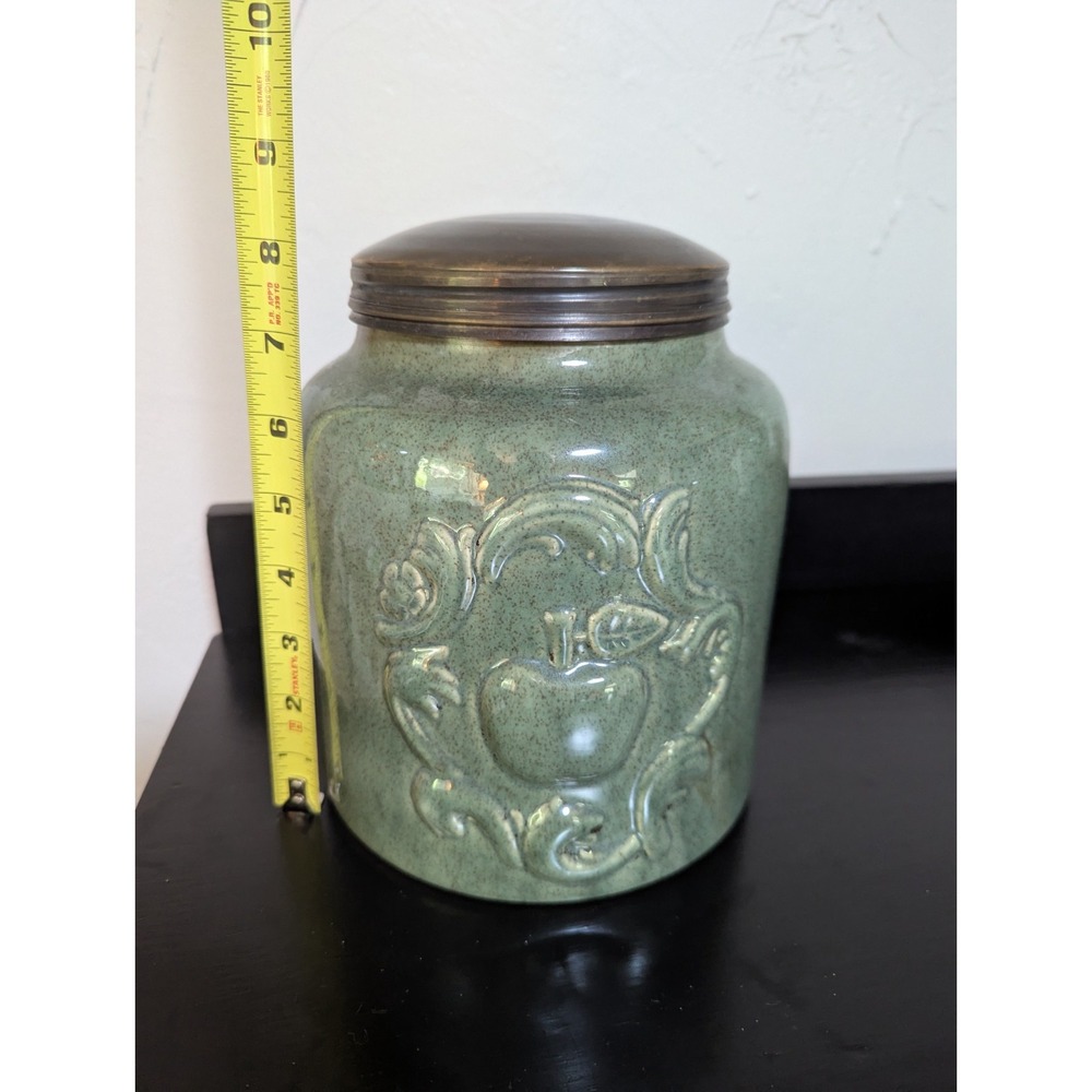 Seasons of Cannon Falls Glossy‎ Celadon Green Ceramic Canister Set (3) - Picture 7 of 8